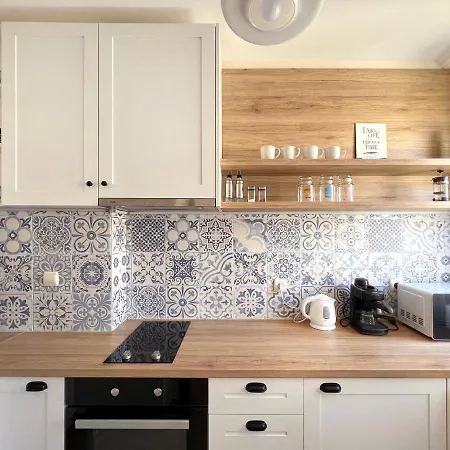 Daire Lovely With Balcony In Old Town By Flat Mаnаger