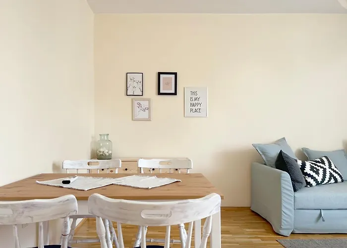 Lovely With Balcony In Old Town By Flat Mаnаger Apartman *